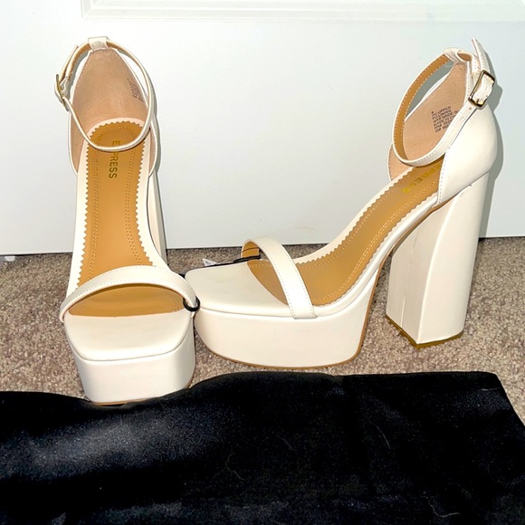 Brand new never worn cream platform express heel with ankle strap size 8 - Picture 1 of 7
